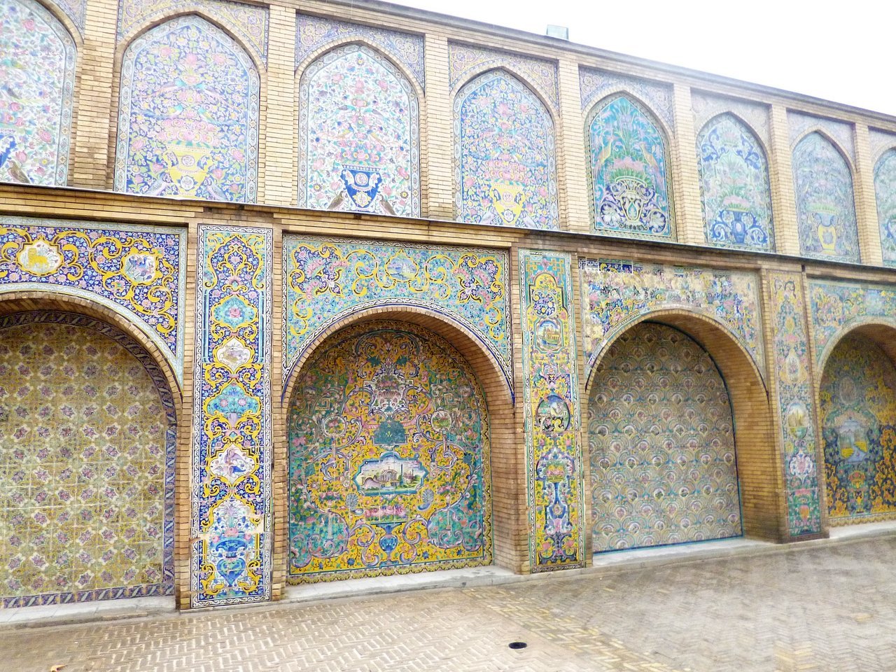 화려한 타일 장식 (Qajar Era Tilework)